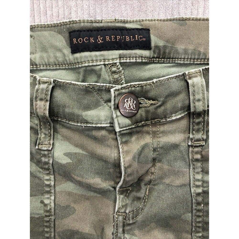 Rock Republic Women Cut Off Shorts Size 4 Camouflage Factory Destroyed - Picture 4 of 14